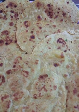 A picture of Thepla from leftover khichdi.