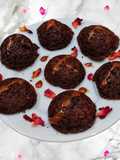Hershey's Chocolate & Cocoa Mini Cake