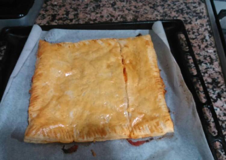 Empanada de atún y huevo