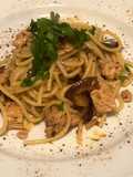 Spaghetti tonno cipolla nduja capperi