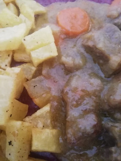 Una foto de Estofado de vacuno con patatas