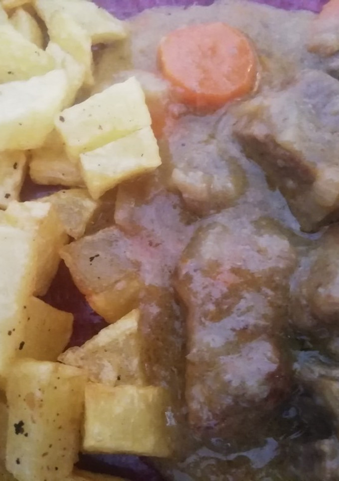 Una foto de Estofado de vacuno con patatas