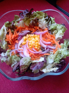 Una foto de Ensalada mix con lentejas
