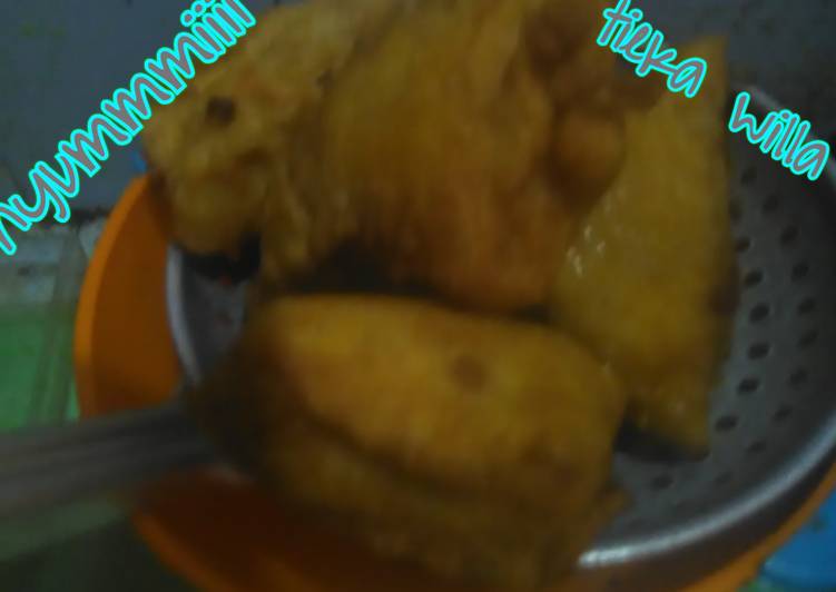 Tahu isi pedas