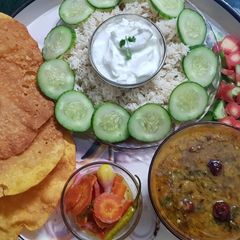A picture of Daal maithi.