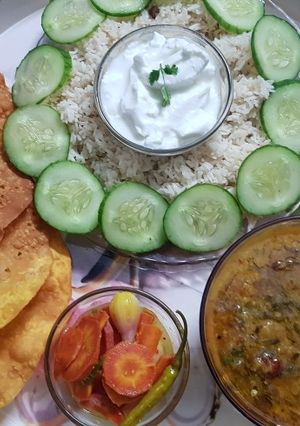 A picture of Daal maithi.