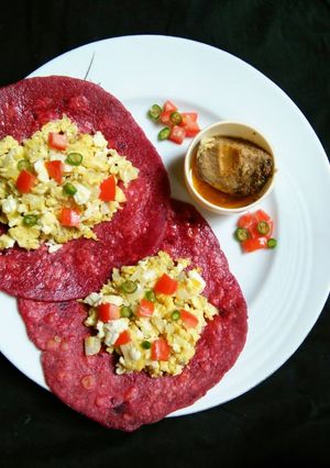 A picture of Oats Beetroot paratha and Paneer Bhurji.