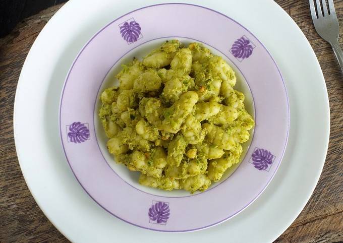 Langkah Mudah untuk Membuat Gnocchi w/ Pesto Sawi Asin (pokcoy), Edamame & Kacang Tanah, Lezat