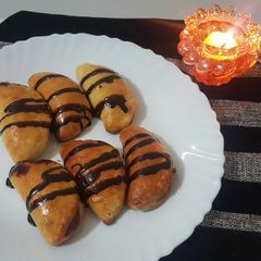 A picture of Nutella filled fatayer.