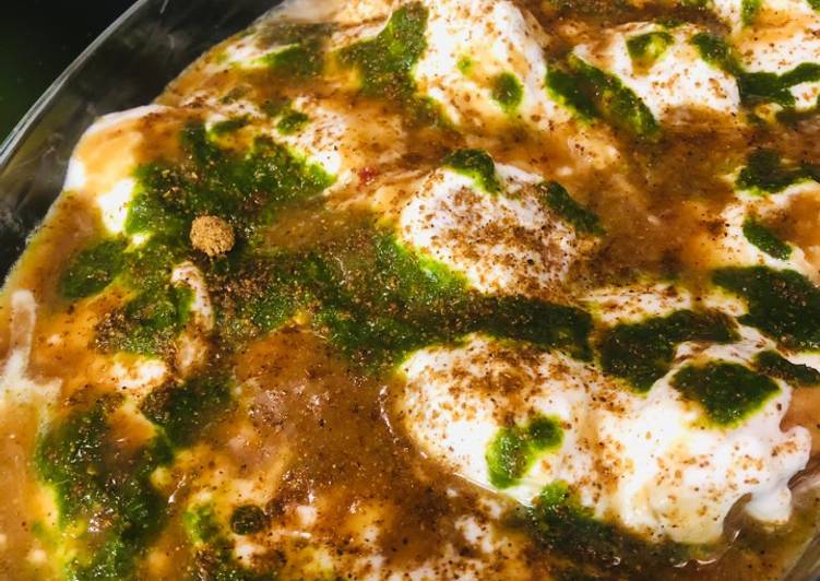 Steps to Prepare Dall mash k dahi bahry in 28 Minutes for Young Wife