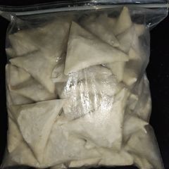 A picture of Beef Qeema Samosa.