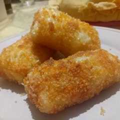 รูปของ Risol Mayo