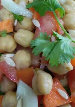 A picture of Chickpea salad.