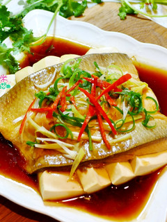 虱目魚肚豆腐蒸 的食譜成品照片