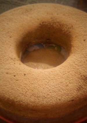 Una foto de Postre navideño: Pastel de Plátano con pasas