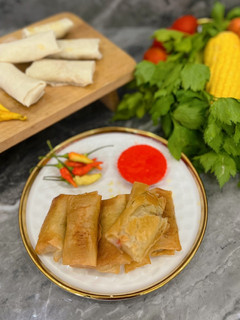 Foto resep Lumpia Renyah Isi Ayam dan Sayur 😋