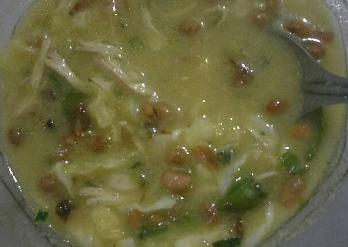 Soto ayam madura