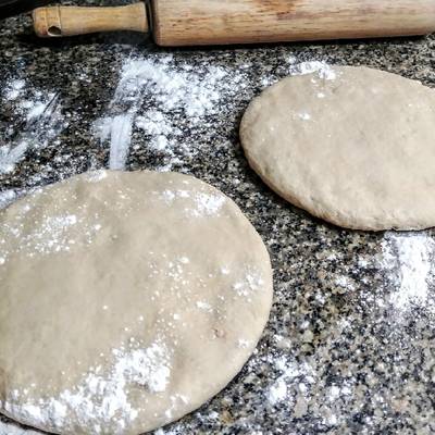 MASA Fácil para Calzone...! Receta de ?Zandry ABRADELO?- Cookpad