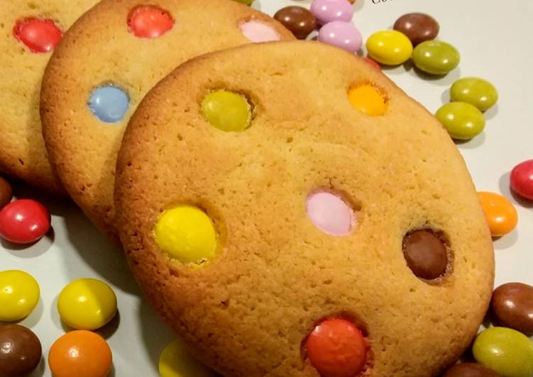 Galletas de mantequilla con lacasitos