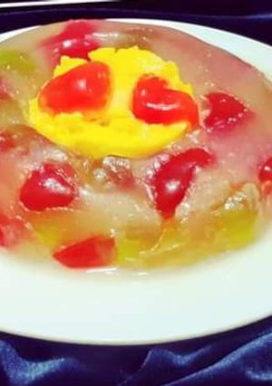 A picture of Jello Ring Custard.