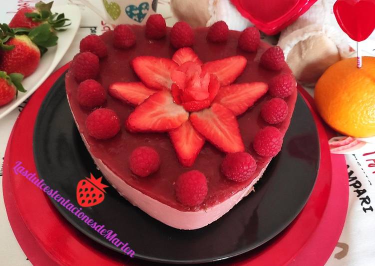 Tarta San Valentín de fresas y yogur