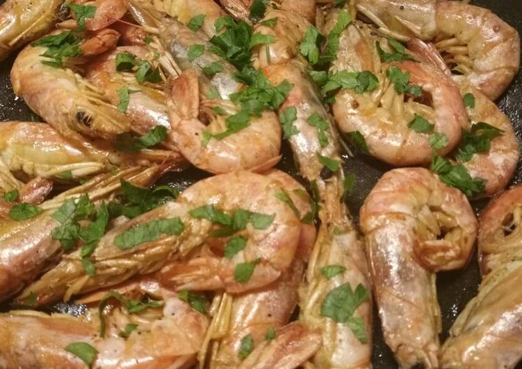 King prawns in a brandy and lemon sauce