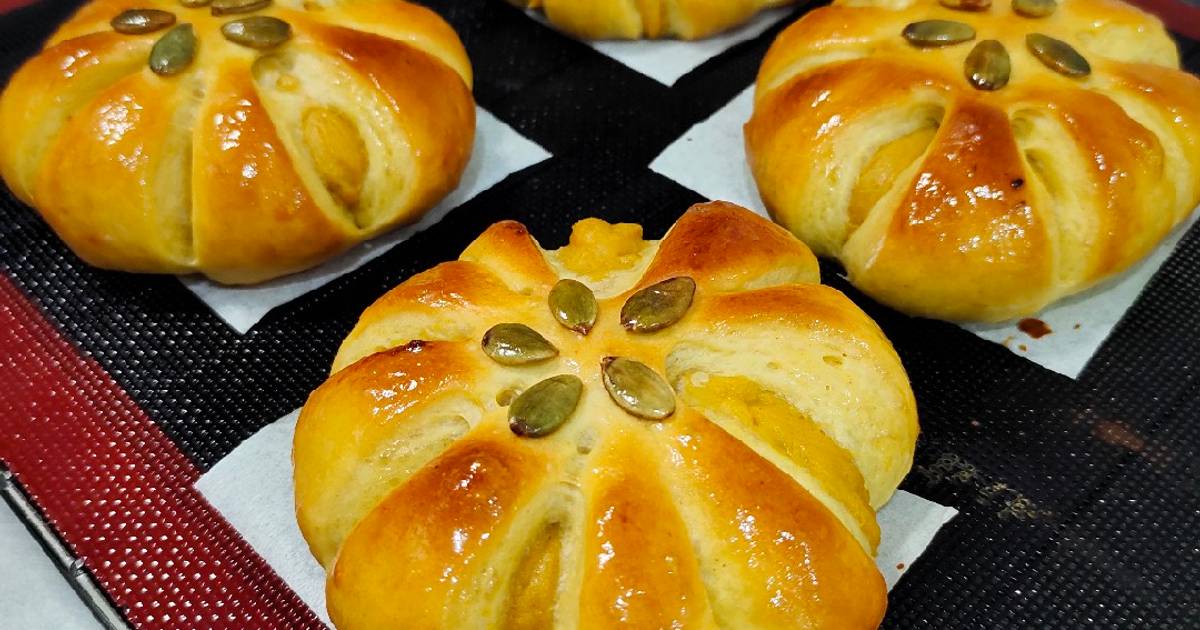 Resep Pumpkin Bun Roti Labu Kuning Oleh Shandjieta Kitchen Cookpad