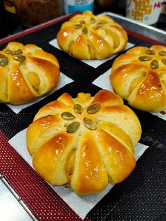 Foto resep Pumpkin Bun / Roti Labu Kuning 🎃
