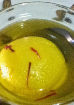 A picture of Nuts kesar rajbhog.