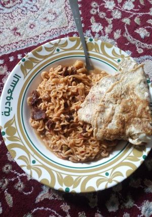 A picture of Indomie and egg.