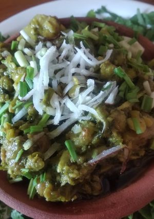 ઊંધિયું(Undhiyu recipe in Gujarati) રેસીપી મુખ્ય ફોટો