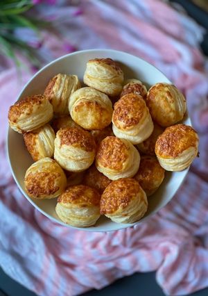 Leveles sajtos pogácsa recept fotója