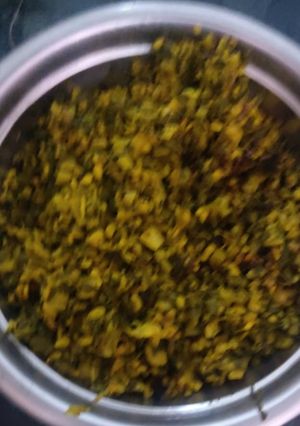 मेथी की भुरजी(methi bhurji recipe in hindi) रेसिपी मुख्य फोटो