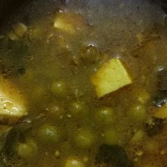 Matar paneer A picture of Matar paneer.