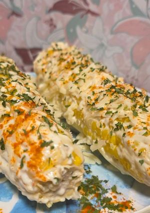 A picture of Elote.