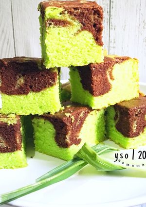 Foto resep Bolu Pandan Cokelat lembut a.k.a Marmer Pandan Cokelat
