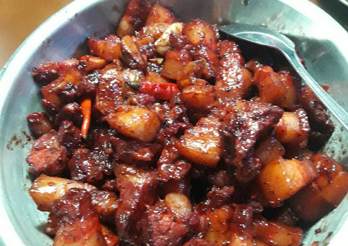 Hong ba' (babi merah) non halal