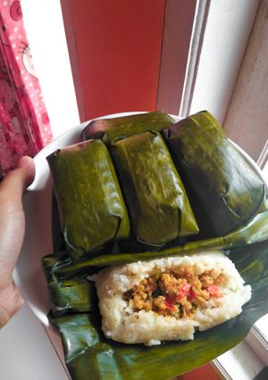 Foto resep Buras isi oncom pedas
