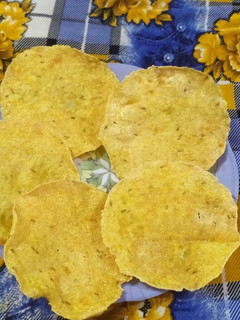 आलू के पापड़ (Aloo ke papad recipe in Hindi) रेसिपी मुख्य फोटो
