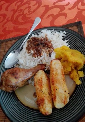 A picture of Organic chicken.