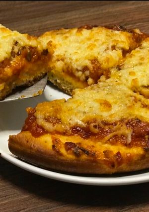 A picture of Homemade Margherita Pizza Without onion garlic.