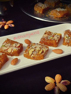 मैंगो कलाकंद बर्फी (mango kalakand barfi recipe in Hindi) रेसिपी मुख्य फोटो