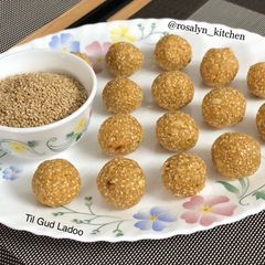A picture of Til Gud Ladoo.