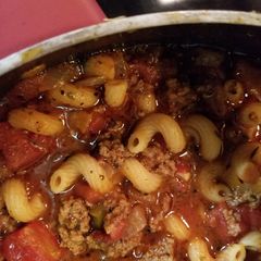 A picture of American Goulash.