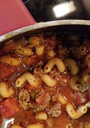 A picture of American Goulash.