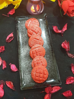 A picture of Red velvet cookies.