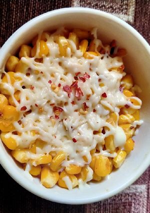 બટર ચીઝ કોર્ન (Butter Cheese Corn Recipe In Gujarati) રેસીપી મુખ્ય ફોટો