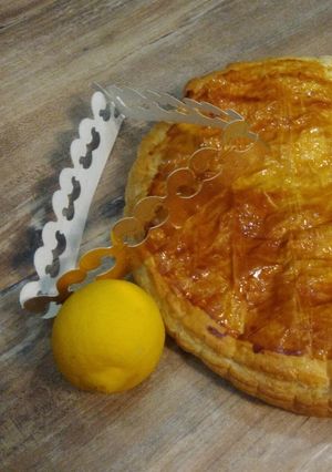Une photo de Galette des Rois frangipane citron