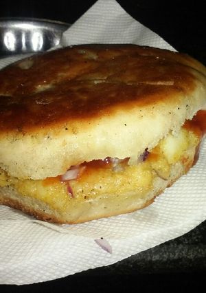 A picture of Punjabi Kulcha Chola.