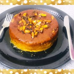 A picture of Caramelised Nuts bread pudding.